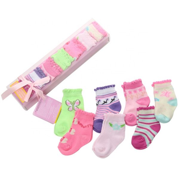 7 pairs of baby socks